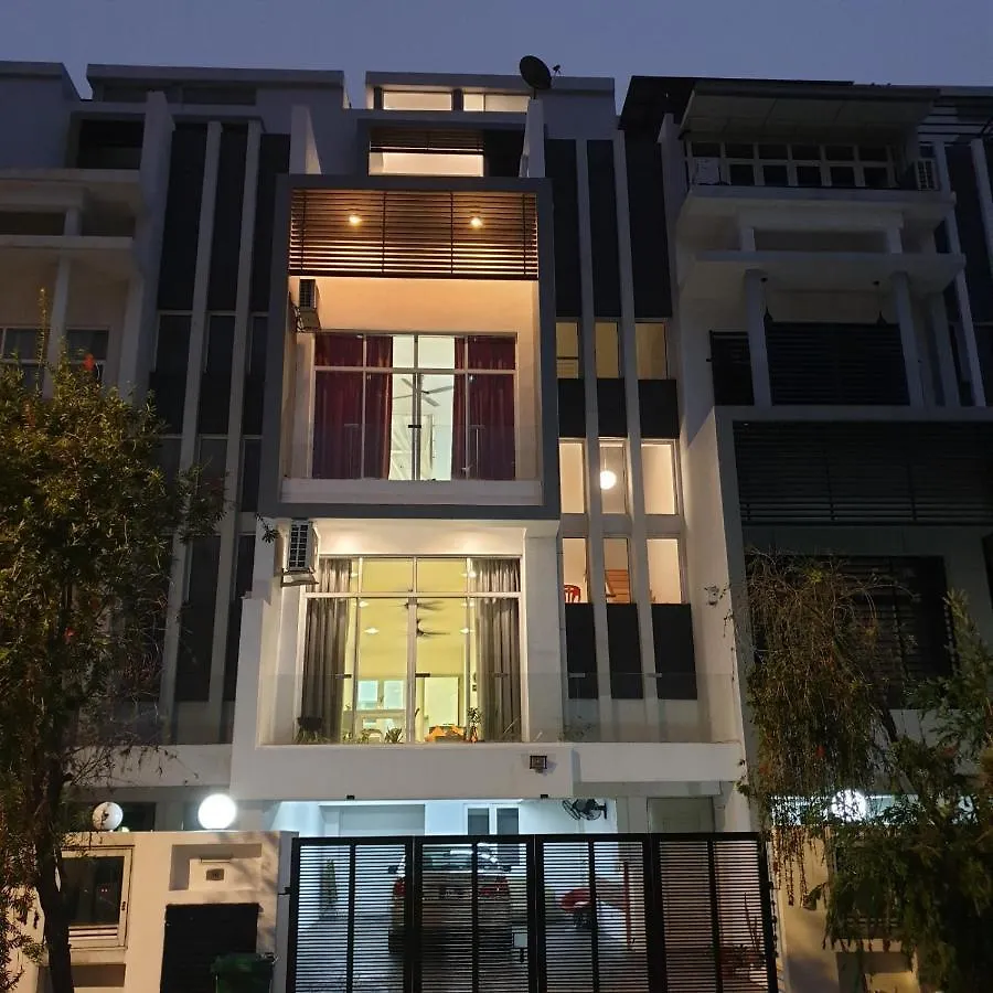 5 Twenty @ Oug Apartment Kuala Lumpur